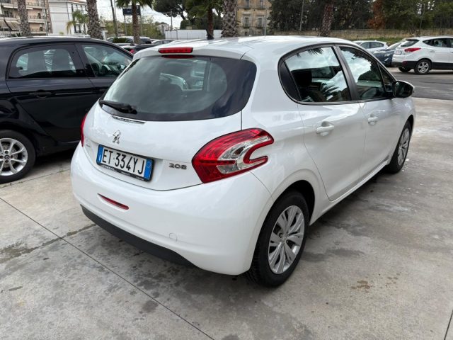 Peugeot 208 PureTech 82 5 porte - foto 4 di 4