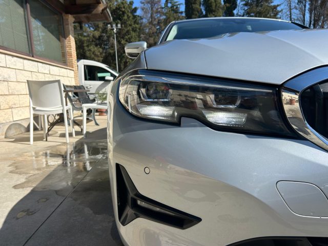 BMW 318 d Sport-Line - foto 2 di 4
