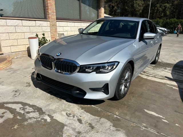 BMW 318 d Sport-Line usato a CALTAGIRONE