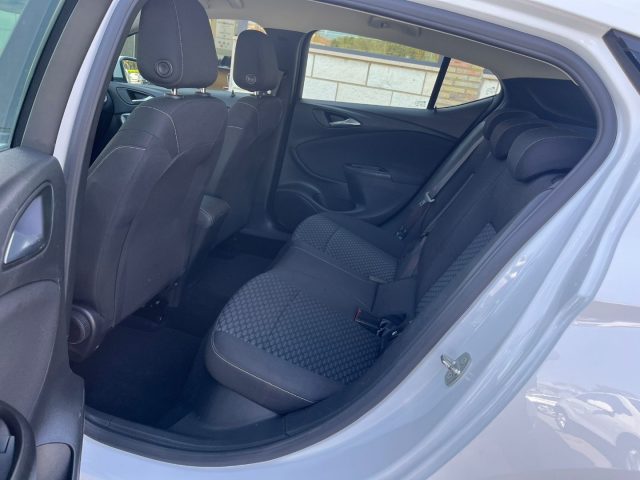 Opel Astra 1.6 CDTi 110CV S&S Dynamic, del 2019, 80.000 km, in vendita a Caltagirone (CT)