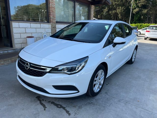 Opel Astra 1.6 CDTi 110CV S&S Dynamic usato a CALTAGIRONE
