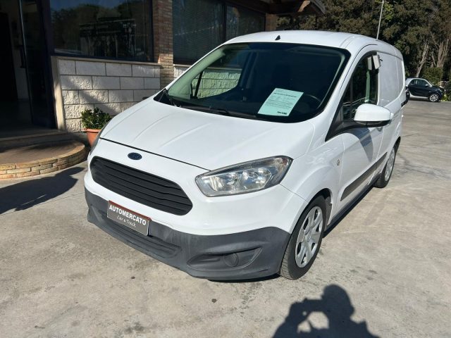 Ford Transit Courier 1.5 TDCi 75CV Isotermico usato a CALTAGIRONE