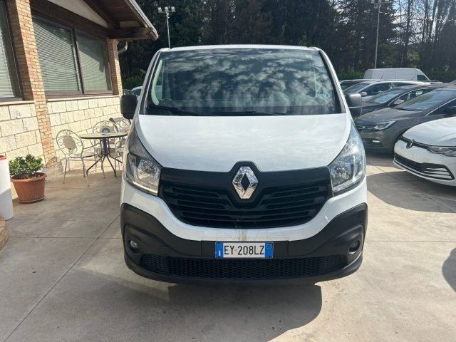 Renault Trafic 1.6 dCi 120CV - foto 2 di 4