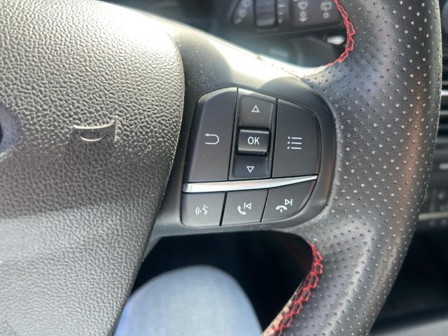 Ford Kuga 2.5 Full Hybrid 190 CV CVT 2WD ST-Line, del 2023, 80.000 km, in vendita a Caltagirone (CT)