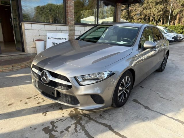 Mercedes-Benz A 180 d usato a CALTAGIRONE