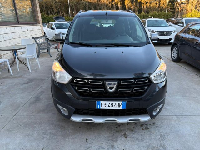 Dacia Lodgy 1.5 dCi 8V 110CV Special Edition 7 posti - foto 3 di 4
