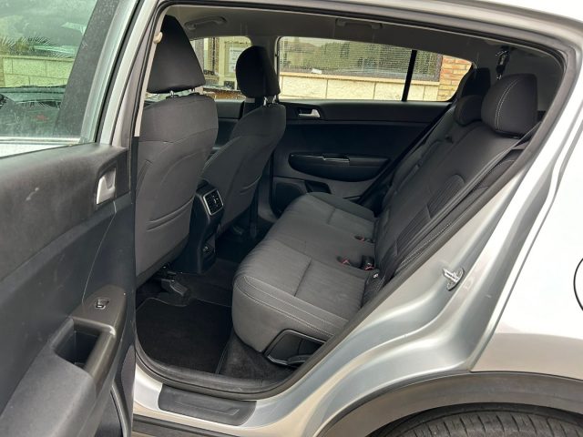 Kia Sportage 1.7 CRDI 2WD Business Class, del 2018, 137.000 km, in vendita a Caltagirone (CT)