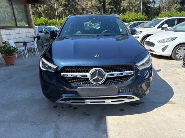 Mercedes-Benz GLA 200 d Automatic - foto 4 di 4