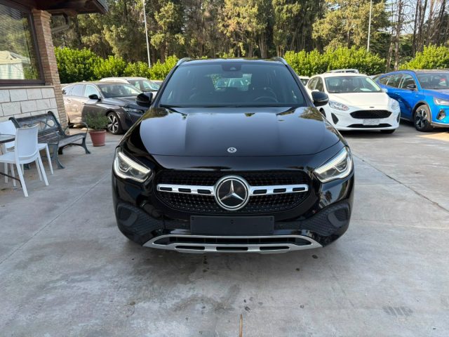 Mercedes-Benz GLA 220 d Automatic Sport - foto 2 di 4