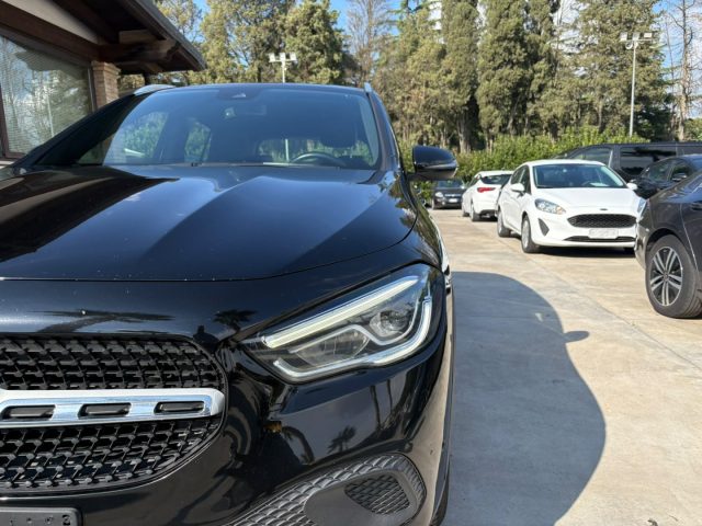 Mercedes-Benz GLA 220 d Automatic Sport - foto 3 di 4