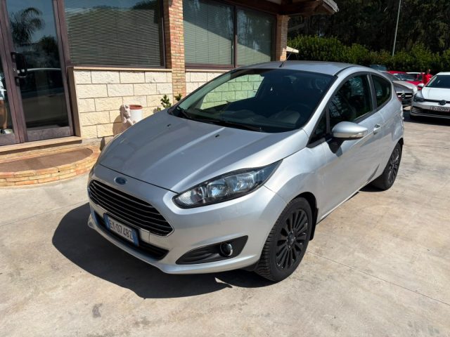 Ford Fiesta 1.4 GPL Titanium usato a CALTAGIRONE