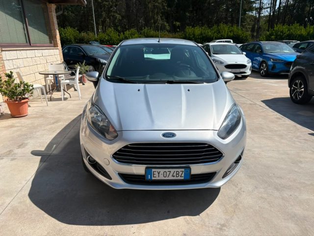 Ford Fiesta 1.4 GPL Titanium - foto 2 di 4