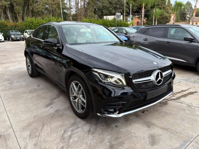 Mercedes-Benz GLC 220 d 4Matic Coupé - foto 3 di 4