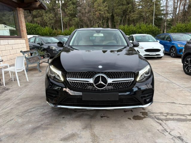 Mercedes-Benz GLC 220 d 4Matic Coupé - foto 2 di 4