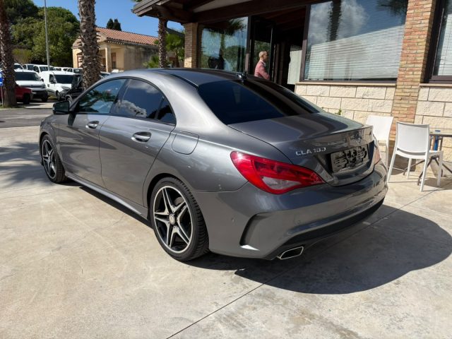 Mercedes-Benz CLA 180 CDI Premium AMG - foto 4 di 4