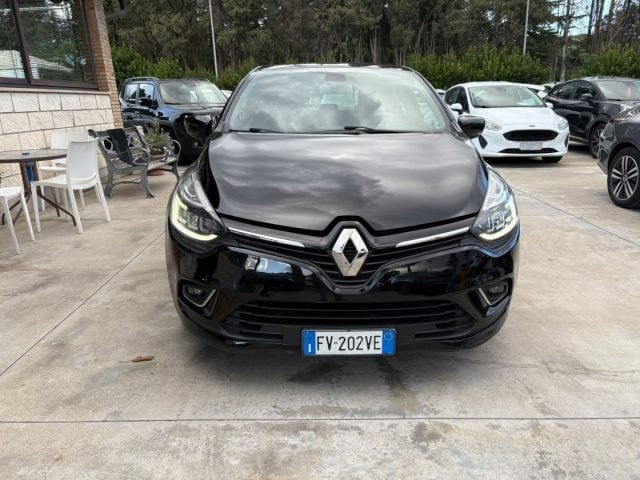 Renault Clio 1.5 dCi Moschino - foto 2 di 4