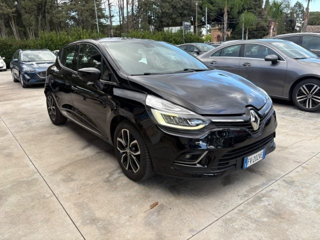 Renault Clio 1.5 dCi Moschino - foto 3 di 4