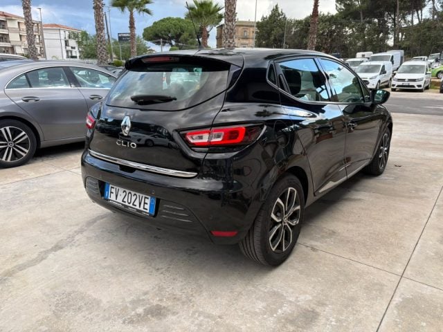 Renault Clio 1.5 dCi Moschino - foto 4 di 4