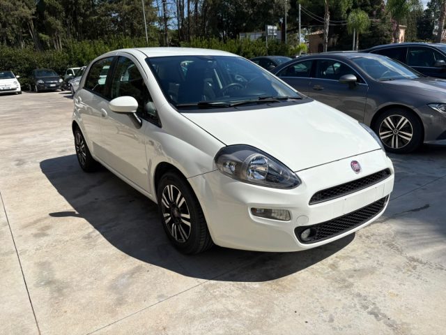 Fiat Punto 1.3 MJT II 85 CV Street - foto 3 di 4