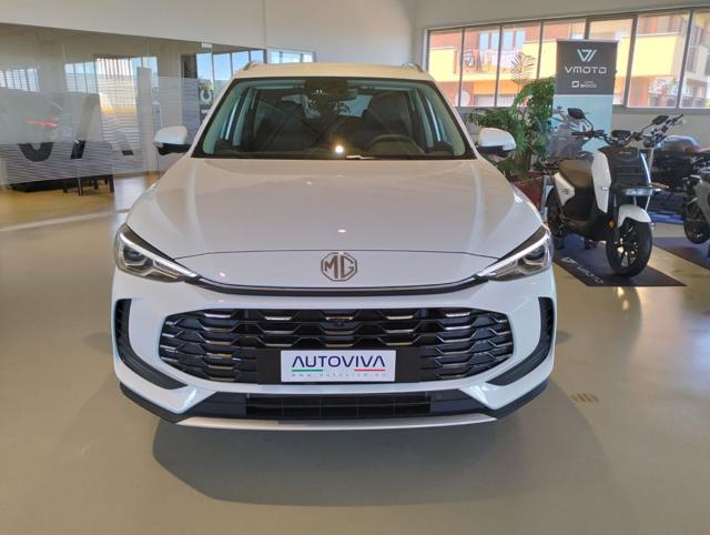 MG ZS Hybrid+ Luxury - foto 2 di 4