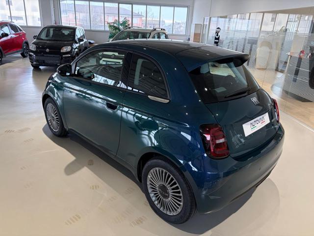 Fiat 500 Berlina Hybrid Torino - foto 2 di 17