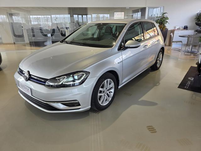 Volkswagen Golf 1.5 TGI DSG 5p. Executive BlueMotion Technology usato a TORINO