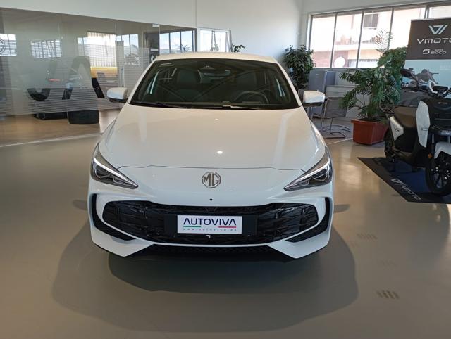 MG MG3 1.5 Hybrid+ Luxury - foto 2 di 4