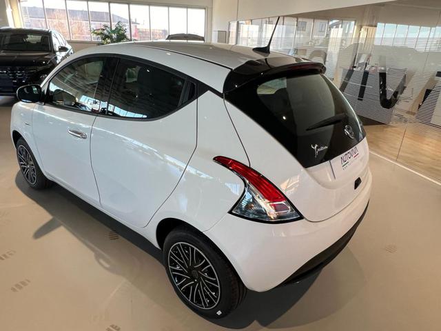 Lancia Ypsilon 1.0 FireFly 5 porte S&S Hybrid Gold - foto 4 di 4