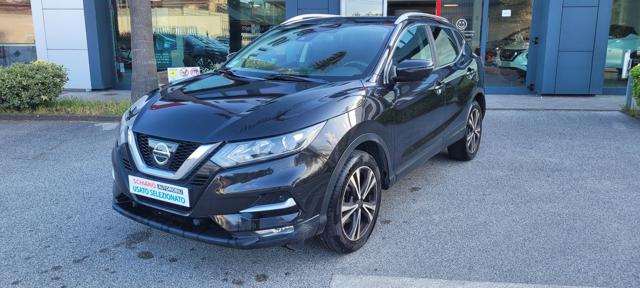 Nissan Qashqai 1.5 dCi N-Connecta - foto 2 di 4