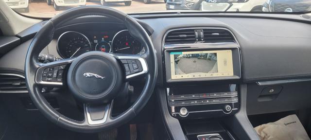 Jaguar F-Pace 2.0 D 180 CV AWD aut., del 2019, 131.375 km, in vendita a Monte Di Procida (NA)