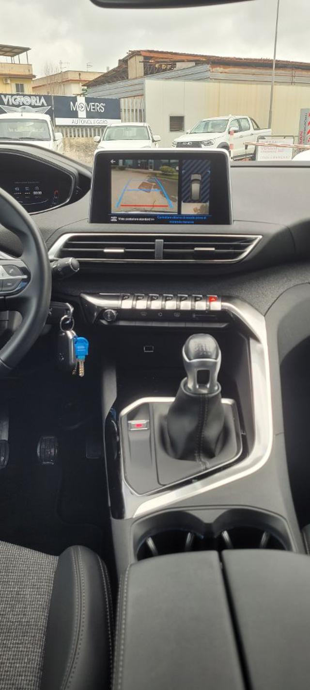 Peugeot 3008 PureTech Turbo 130 S&S Allure, del 2020, 51.146 km, in vendita a Monte Di Procida (NA)