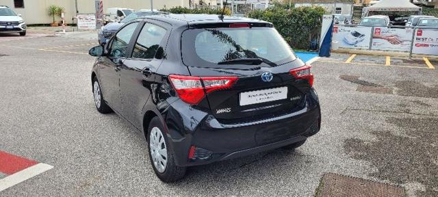Toyota Yaris 1.5 Hybrid 5 porte Active usato a MONTE DI PROCIDA