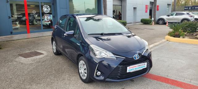 Toyota Yaris 1.5 Hybrid 5 porte Cool usato a MONTE DI PROCIDA