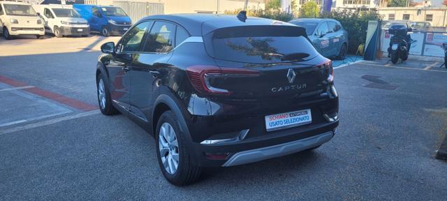 Renault Captur Plug-in Hybrid E-Tech 160 CV Intens - foto 3 di 10