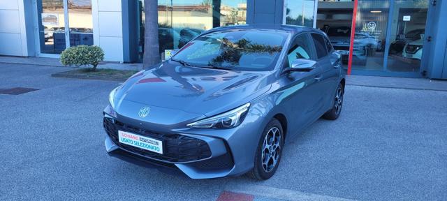 MG MG3 1.5 Hybrid+ Luxury - foto 2 di 4