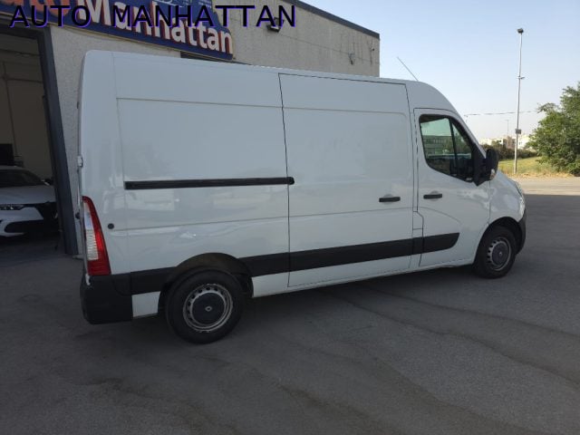 Renault Master T28 2.3 dCi/130 PFurgone, del 2018, 188.000 km, in vendita a Foggia (FG)
