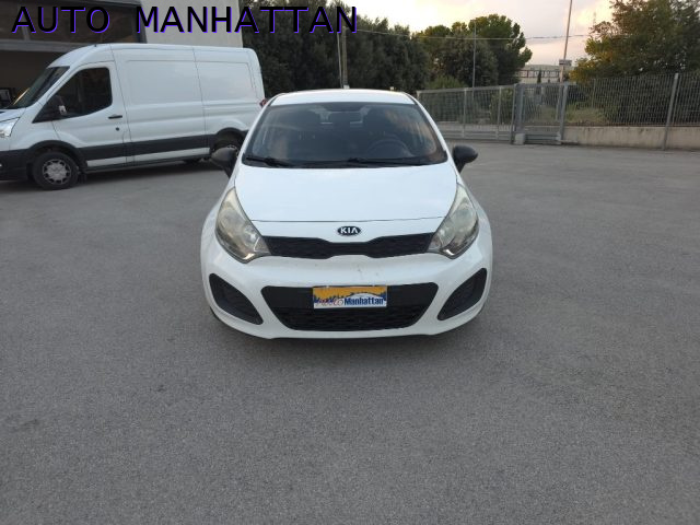 Kia Rio 1.1 CRDi 5 PORTE - foto 3 di 4