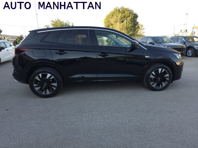 Opel Grandland 1.5 diesel Ecotec aut. Business Elegance - foto 2 di 4
