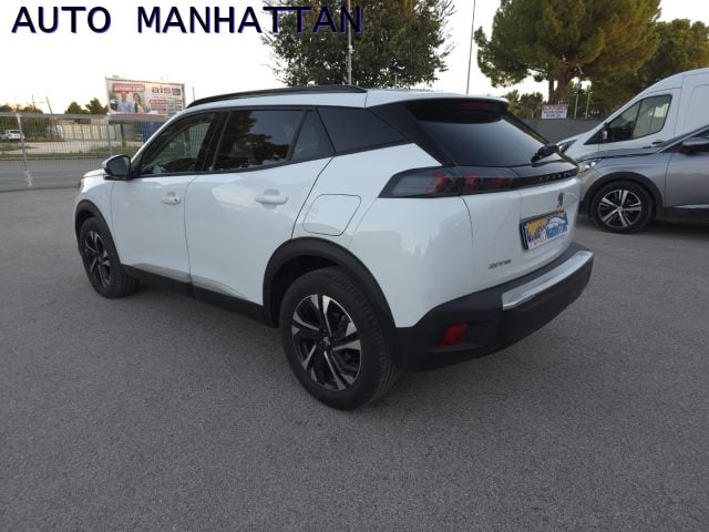 Peugeot 2008 BlueHDi 130 S&S EAT8 Allure, del 2021, 121.000 km, in vendita a Foggia (FG)