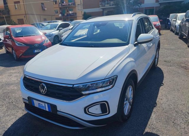 Volkswagen T-Roc 2.0 TDI SCR Style usato a SANTA MARIA DELLE MOLE