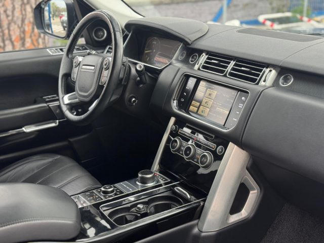 Land Rover Range Rover Vogue 3.0 TDV6 Autobiography *FULL OPTIONAL* - foto 2 di 4