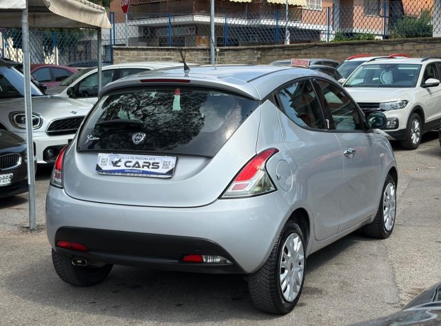 Lancia Ypsilon 1.2 69 CV 5 porte Silver *OK NEOPATENTATI* - foto 4 di 4