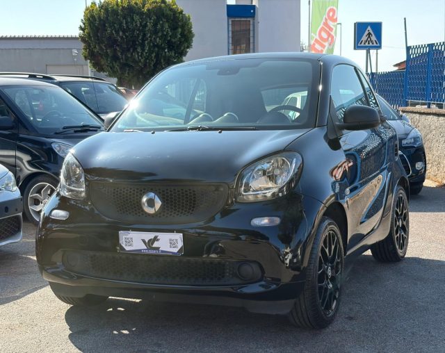 smart forTwo 70 1.0 twinamic Youngster usato a SANTA MARIA DELLE MOLE
