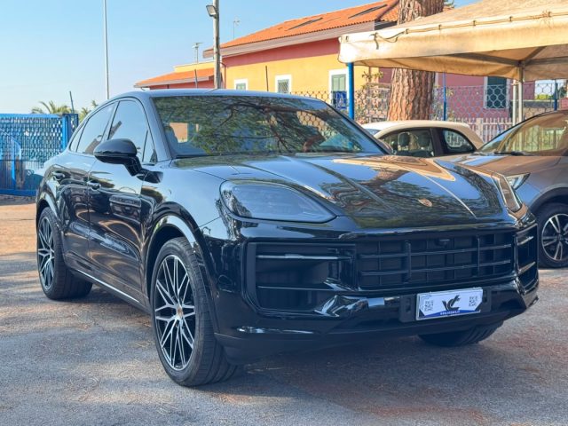 Porsche Cayenne Coupé 3.0 V6 - foto 3 di 4