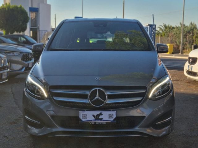 Mercedes-Benz B 180 d Sport - foto 2 di 4