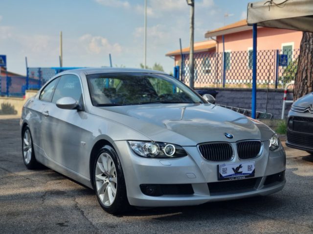 BMW 325 i cat Futura - foto 3 di 4