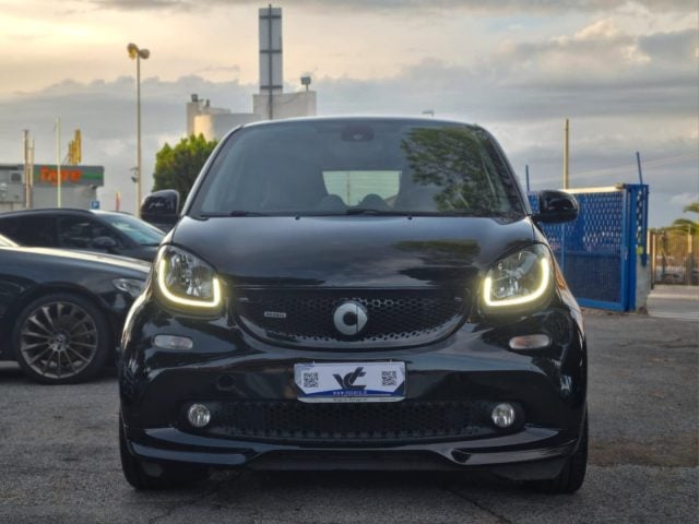 smart forTwo BRABUS 0.9 Turbo twinamic Xclusive - foto 3 di 4