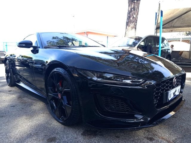 Jaguar F-Type 2.0 aut. Coupé R-Dynamic Black - foto 3 di 4