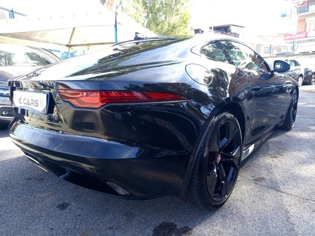 Jaguar F-Type 2.0 aut. Coupé R-Dynamic Black - foto 4 di 4