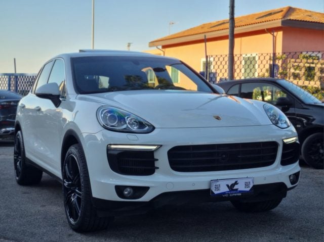 Porsche Cayenne 3.0 Diesel - foto 3 di 4